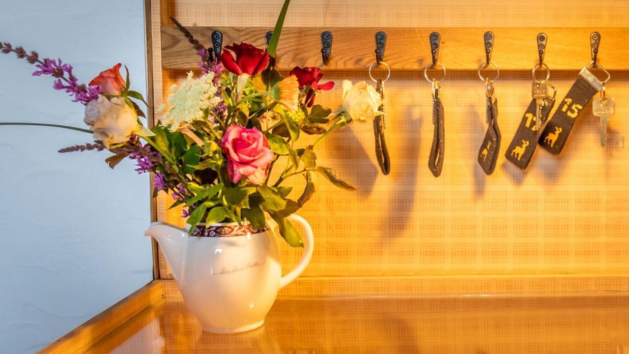 Gasthaus Hirschenstube & Gaestehaus Gehri Waldkirch Eksteriør billede