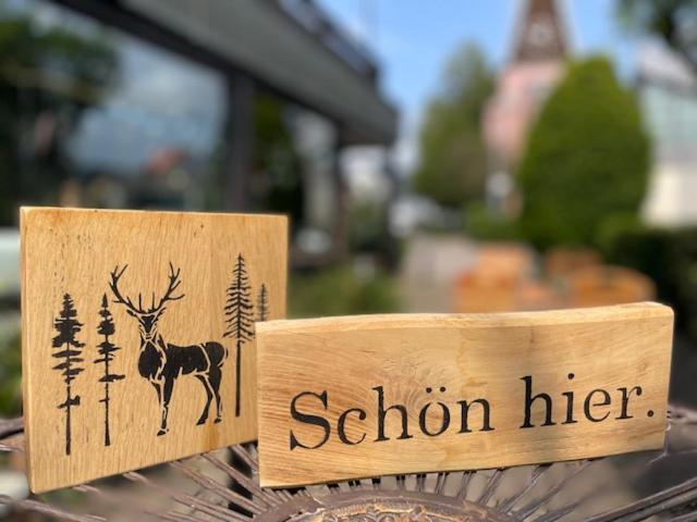 Gasthaus Hirschenstube & Gaestehaus Gehri Waldkirch Eksteriør billede